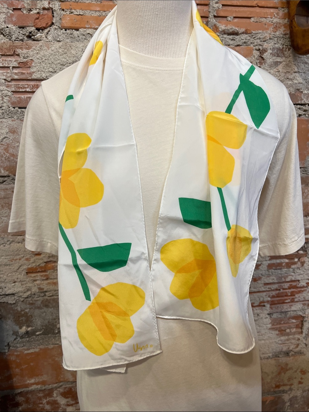 Vintage Vera Neumann oblong hand rolled floral Scarf white & yellows